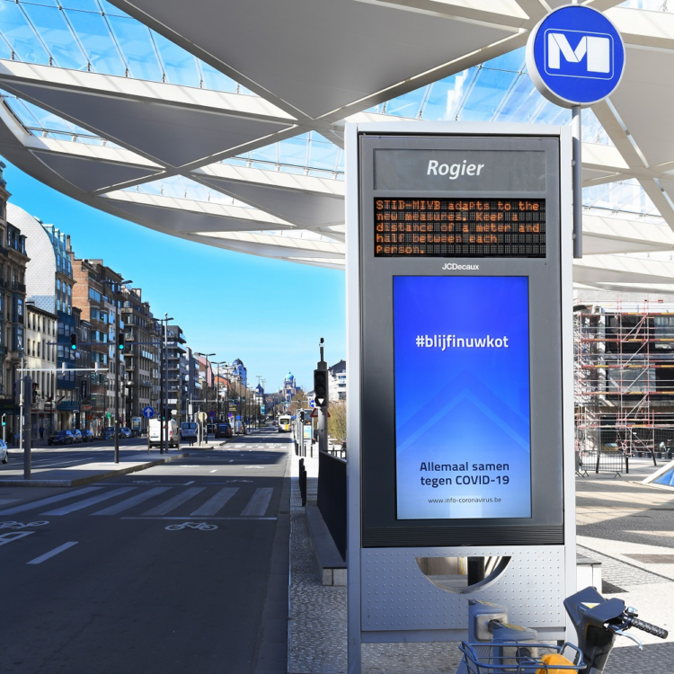 JCDecaux roept mensen op om thuis te blijven