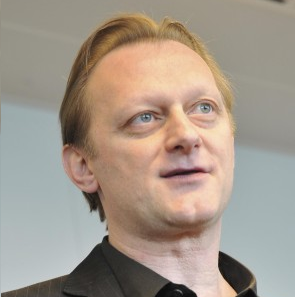 [Magazine Media] Jean-Luc Cambier (Moustique): “Me-time met een extra kwaliteitsinjectie, dat is de toekomst van magazines”