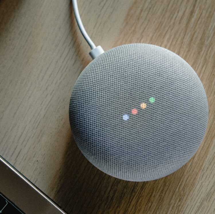 Seen from Space: Small speaker