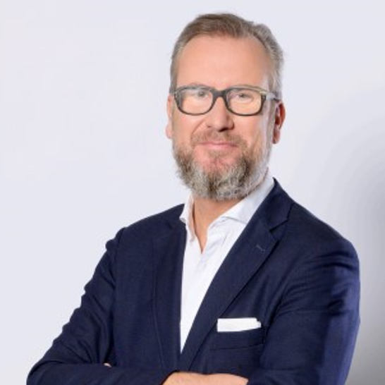 Stéphan Salberter in aandeelhoudersstructuur van Connected Media