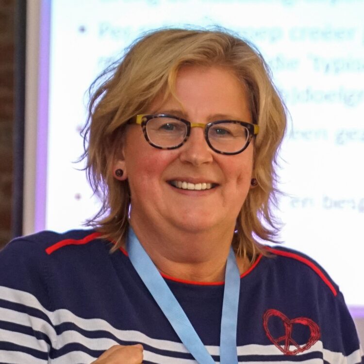 “Inclusief communiceren is meer dan kleurrijk communiceren: het heeft ook met jezelf te maken” – Ingrid Tiggelovend (Studio Sesam)