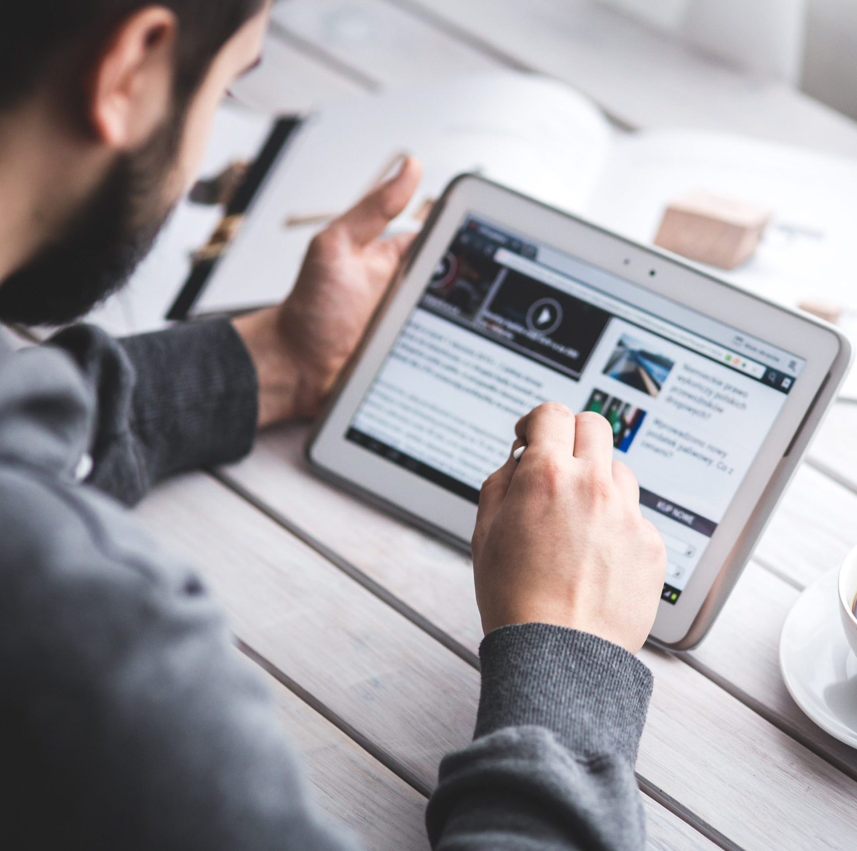 Seen from Space: Digital News Report 2022 – de noodzaak van een ruime vergelijking