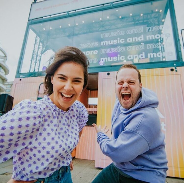 Inzetten op Gen Z? WEBA, Takeaway.com en Sport Vlaanderen deden het met MNM