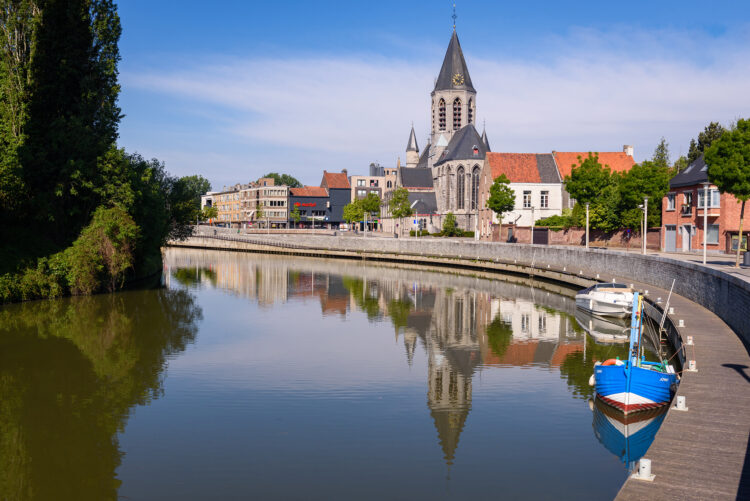 JCDecaux versterkt zich verder rond Gent