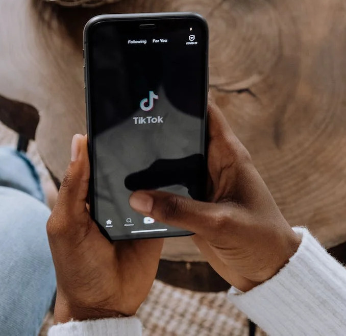 Starksy, Amplo en Mastr duiden het wetgevend kader voor influencers