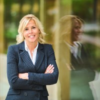 MediaSpecs Summer Interview: Eva Bohez (Trustmedia) leest “gemakkelijk een boek uit op één dag”