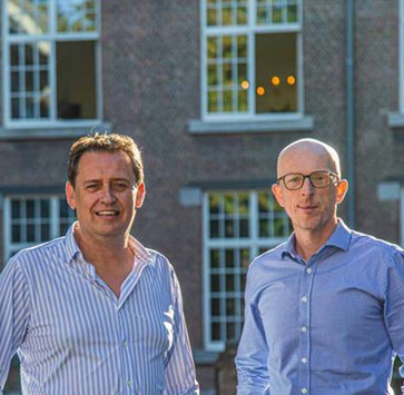 Impuls communicatie : Après 43 ans, Dirk Houben laisse l’agence à ses collaborateurs expérimentés Jürgen Buekers et Luc Valvekens
