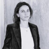 Céline Perruche rejoint Grazia en tant que Directrice éditoriale at large