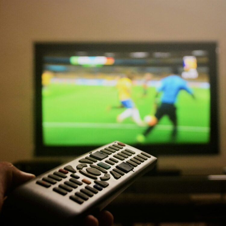 Seen from Space : La TV, quel sport