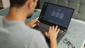 IA et fiabilité de l’information : la RTBF et l’UER tirent la sonnette d’alarme