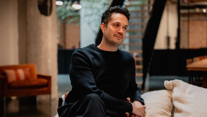 Wim De Laet d’iO : « L’IA n’est pas un raccourci créatif, c’est un amplificateur »